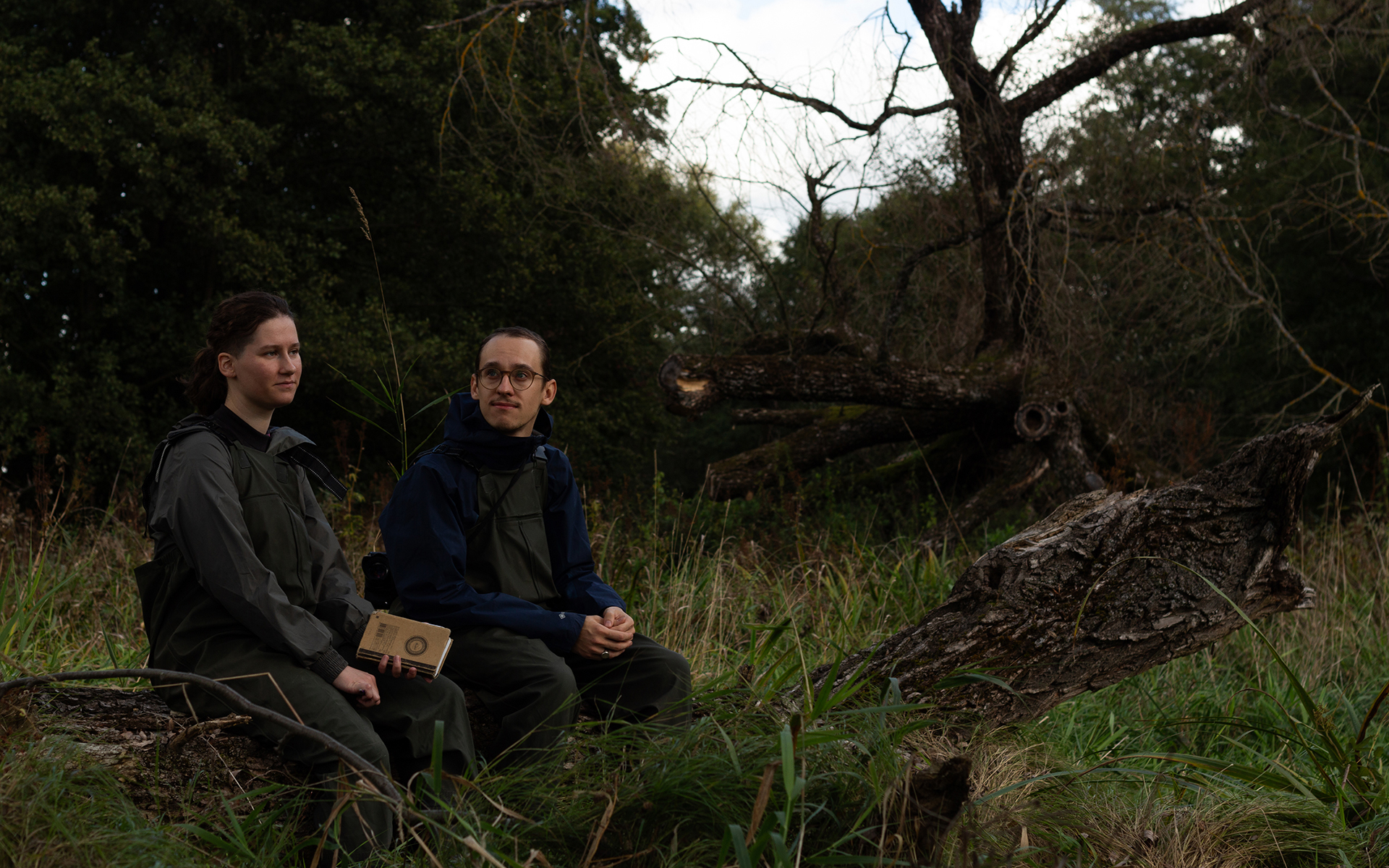 Mateusz and Martyna sitting in nature